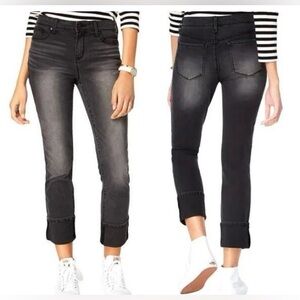 Black Daisy NWT Kate Straight Leg Black Ankle Tinder Wash Size 0/24 Folded Jeans